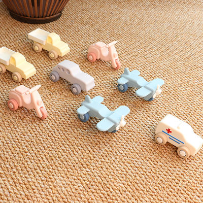 सॉफ्ट सिलिकॉन मोंटेसरी कार और प्लेन खिलौने - शिशुओं के लिए गैर विषैले विकासात्मक खिलौने