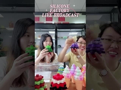 बेबे सॉफ्ट सिलिकॉन स्टैकिंग रिंग क्रिसमस ट्री शेप के साथ ब्लॉक करता है